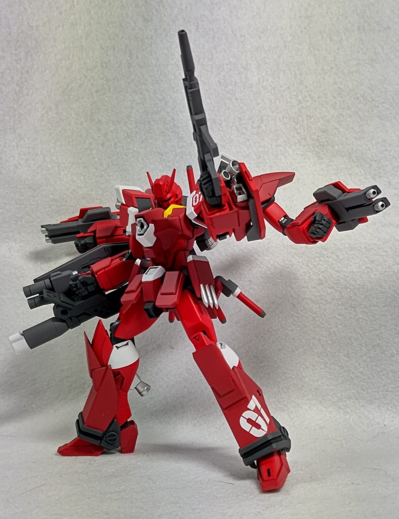 重装形態完全武装モードというべき形態。CE世界で考えるならあるまじき武装量を誇ります。