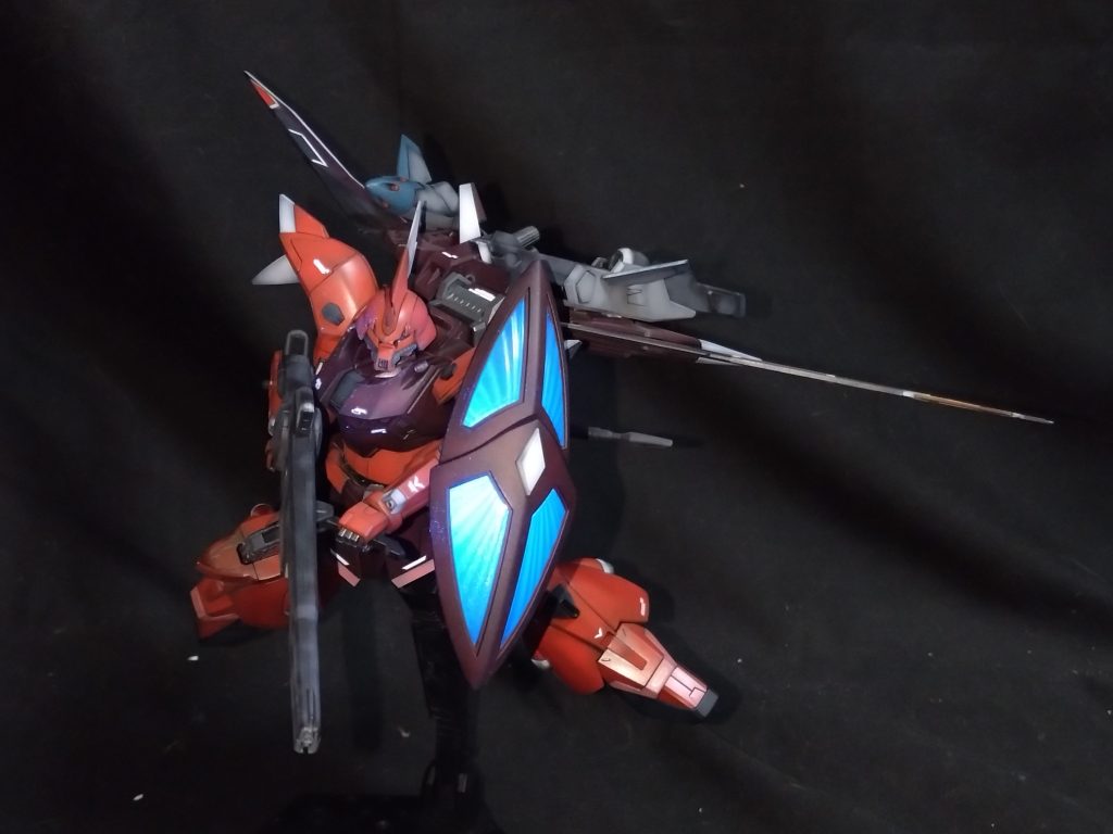 シードアクションの可動域がまじで優秀で、ポージングが取りやすく良いキットですね😁