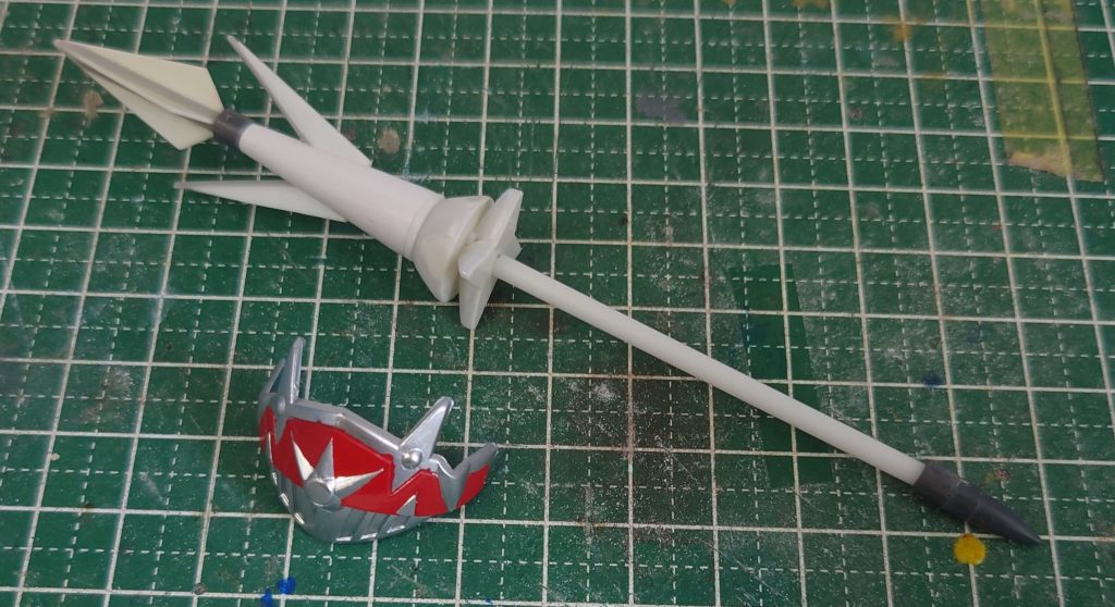 フルアーマーも一応作ってはいるんですが…ただのフルアーマーでは面白くないということでいじってるので、完成はいつになることやら…。