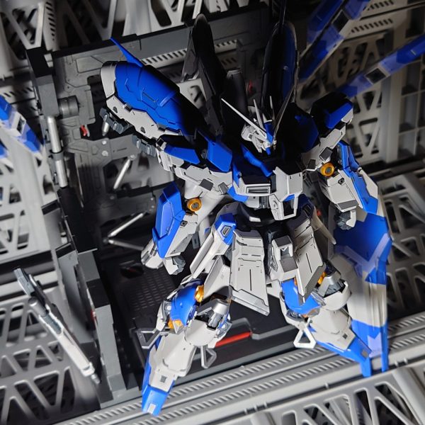 Hi-νガンダム  出撃準備