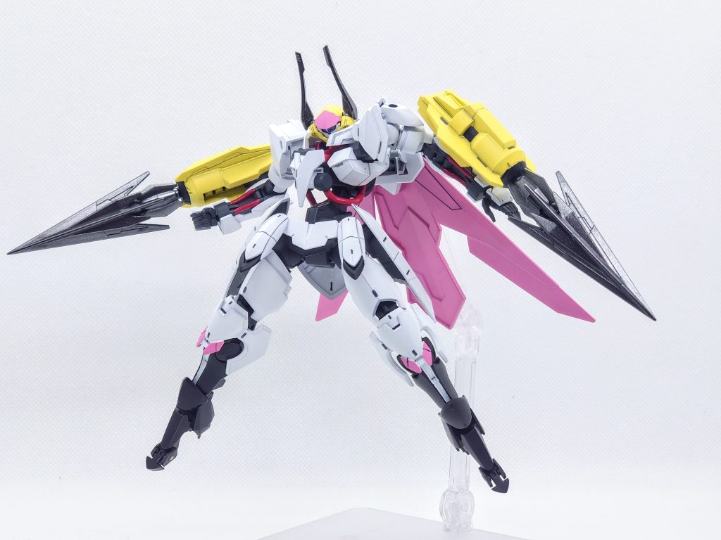 ツインドリル両肩に装備したドリル。腕に装備して使用します。