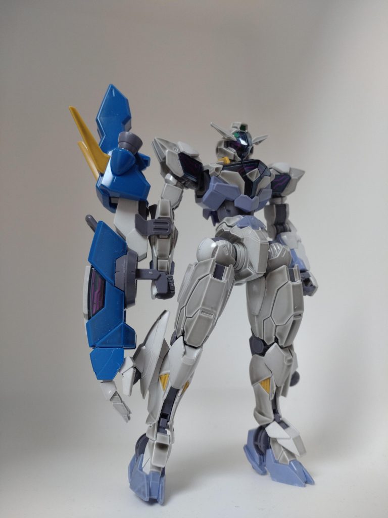 今回は苦手な墨入れ代わりになるかも、とスモークグレーを噴いてみました!思ったよりもスジに入らず期待通りとはいかなかったですがこれはこれでいいかな？