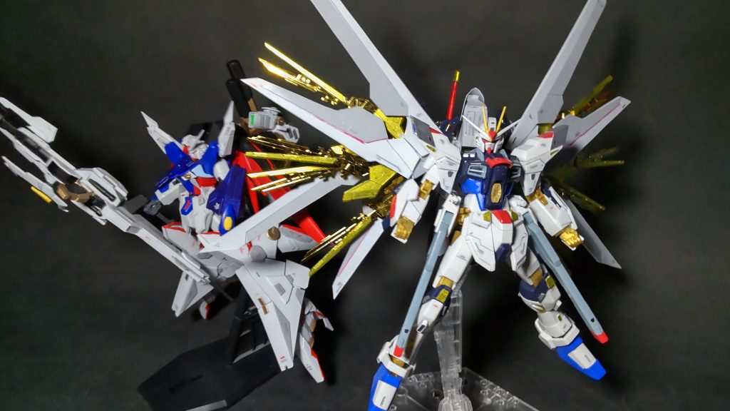 そんな訳でミキシングで復活した我が家のマイティーストライクフリーダムの紹介でした。我が家にてマイティーが爆誕してからちょうど１ヶ月、なんとか人前にも出せるレベルになったので機会があればどこかのイベントに参加できないか考え中です。その為にはもう一体ほしいところですよね〜。うーむ、頑張るかぁ～。