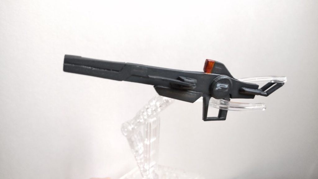 塗装が乾けばトップコートして夕方にゃ完成よ。ほら1日でできるっしょ。