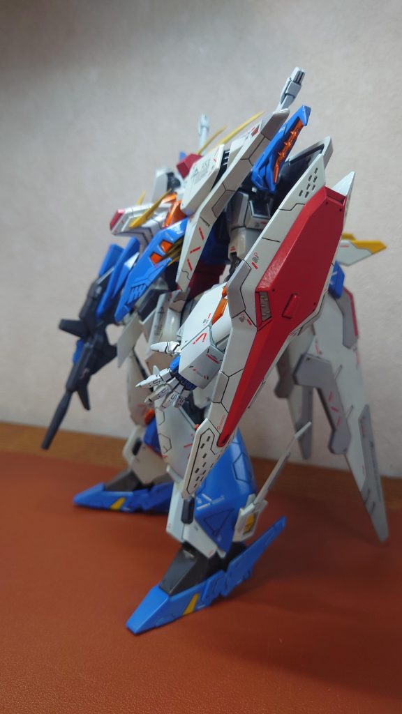 クスィガンダム–3枚目/制作者：@AnavelGato0083