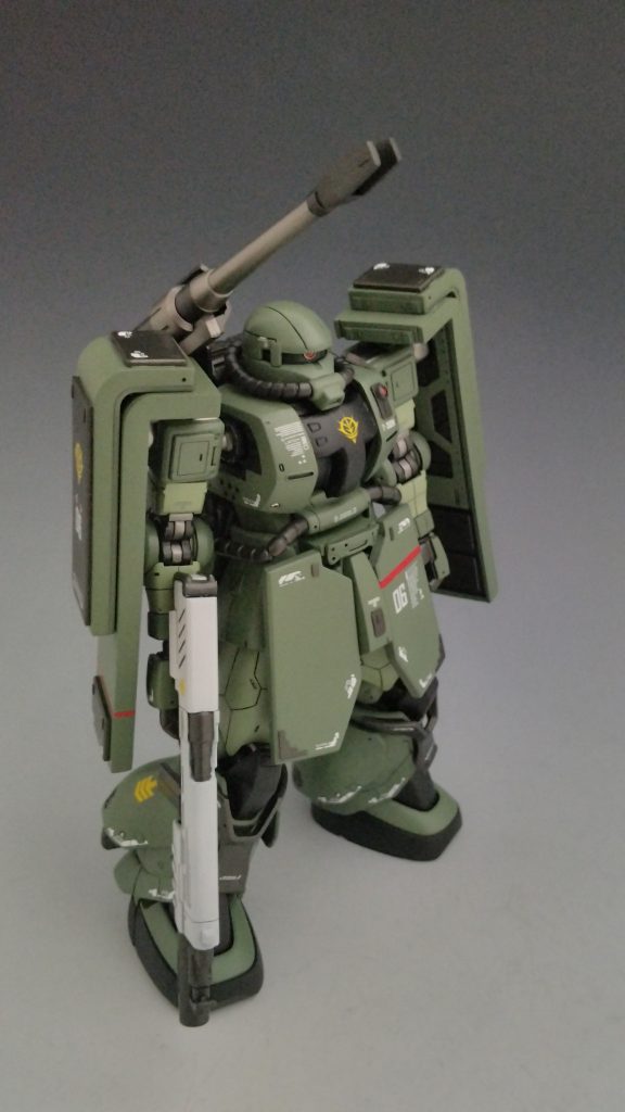 MMP-80マシンガンは前にX(旧Twitter)で見かけた白いアサルトライフル(?)がカッコよかったので真似しました。これからマシンガンは白く塗装していこうと思います。