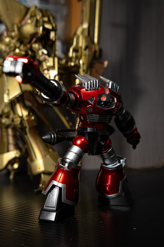 1節では20m伸びるらしい腕🤩ズームパンチとか昭和のロボ感がたまりません