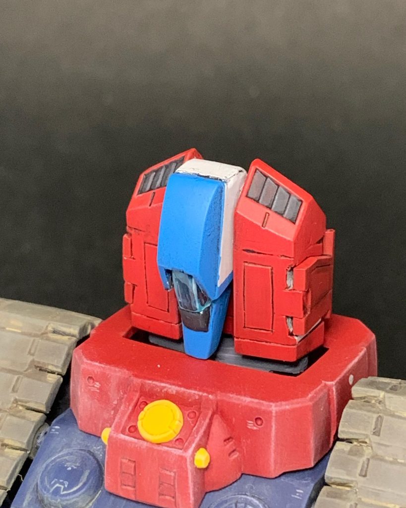 HGのどれかのガンダム付属のコアファイターと旧キットの1/250のコアファイターを使って作ったような気がしますがよく覚えてません(笑)本体とコアファイターの連結部分はRG78ガンダムを参考にしていますが、自作コアファイターじゃなくてもRGコアファイターでも搭載可能です。しかし、せっかく作ったので自作コアファイターを乗せています。