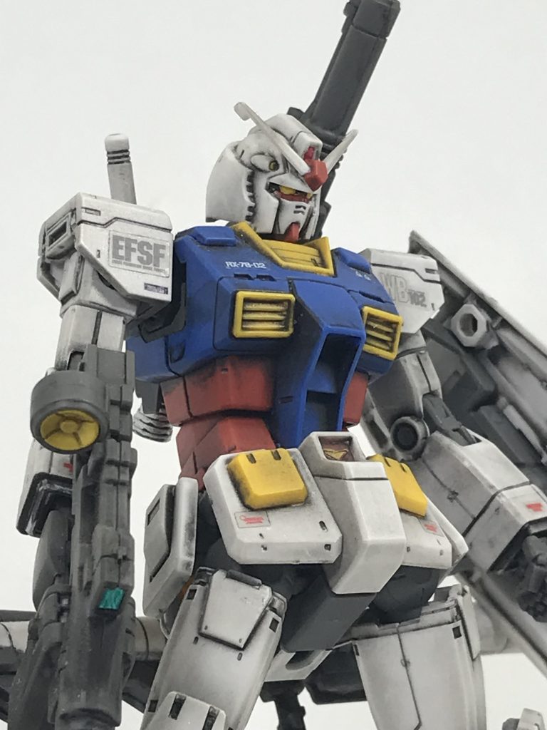 ネットで見たリアルタッチマーカーを使用したウォッシング?を試してみたくてこの手法を使用してみましたが…私は塗り潰し前にマーキングシールを貼ってしまいましたが、マーキングシールは最後に貼った方が良さそうですね、シールのふちが黒くなってしまう