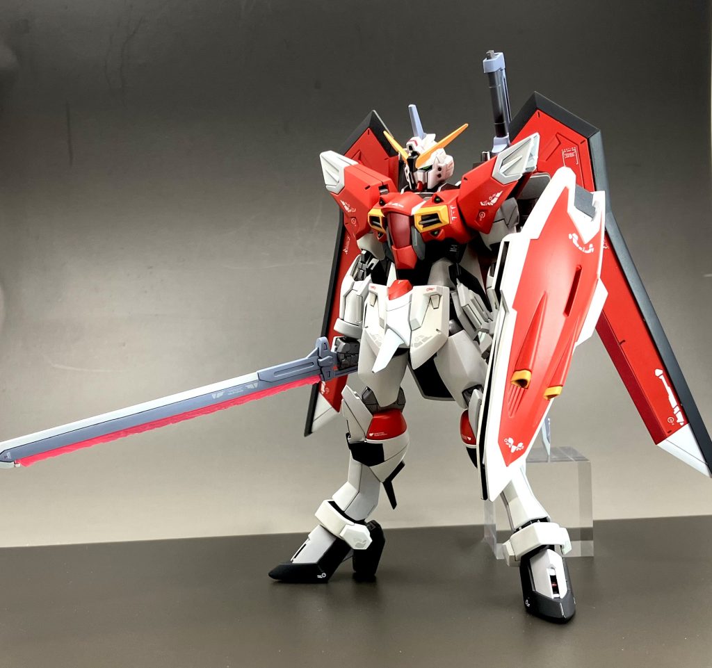 握り拳は三角屋さんのパーツを使用。