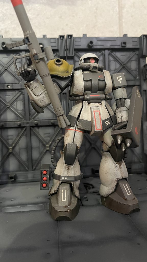 ボロボロのザク2をリメイク–3枚目/制作者：ゆうしゃ