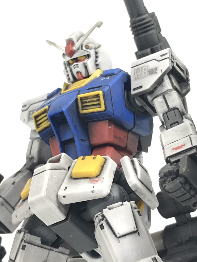 ウェザリングカラーを使用したウォッシングより綺麗目な汚しを施せますが…なにより時間がかかるし、リアルタッチマーカーの使用量がハンパないで私には向かない手法でした😅しかし塗料などを使用したくないけど、無塗装パチ組より完成度を上げたい!って方には良い方法だと思います👍チッピングもしないので時間さえあれば誰でもできます(笑)