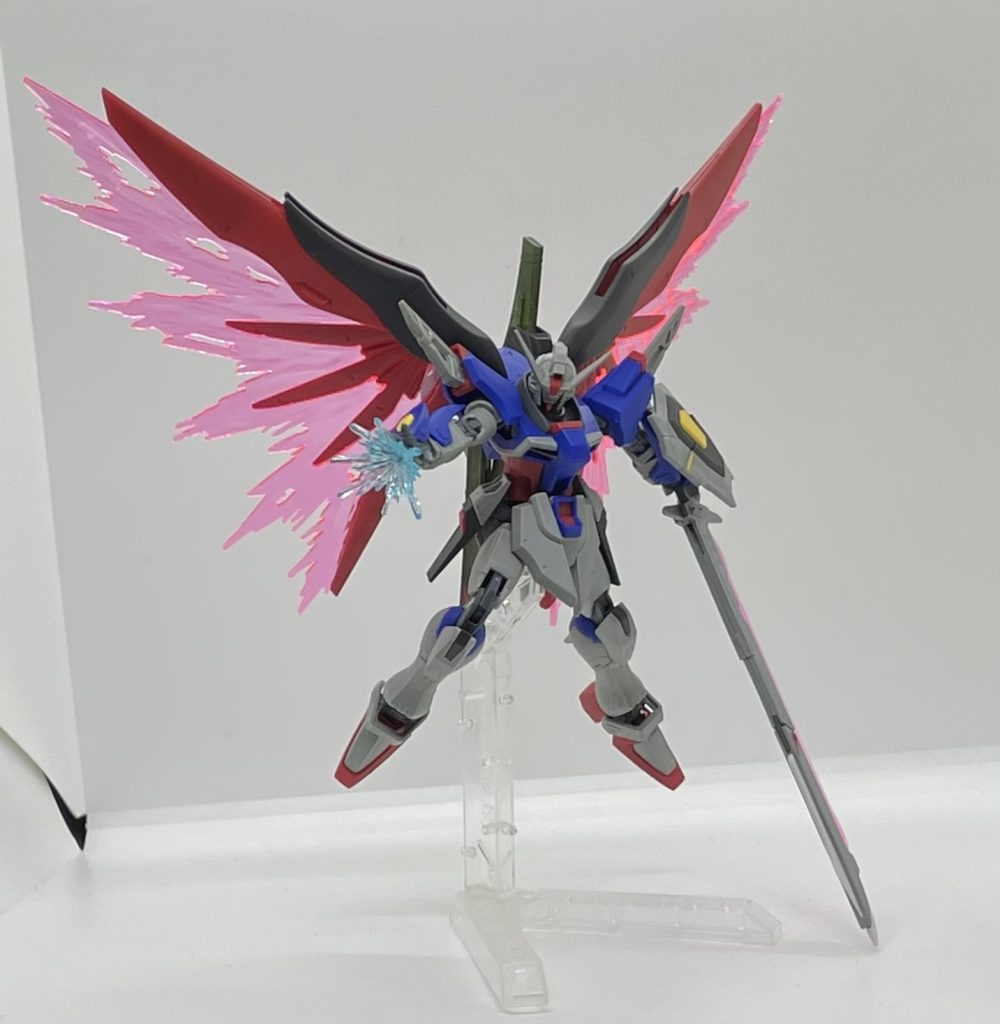 SEEDシリーズが自分にとっての初ガンダムだったので見事に子供心に刺さりました。初ガンプラもデスティニーでしたが確か買った付近で最終回だったような(白目)