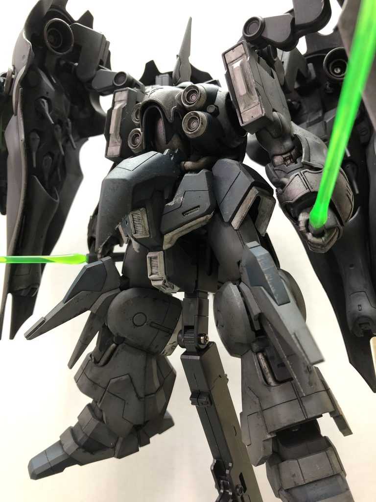 下から見上げた感じで。やっぱり大きいので迫力出ますね。