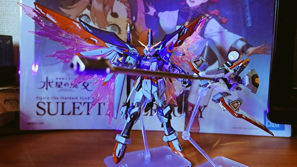 本物と見較べれば全然違いますが、追加出費ほぼゼロで何となくそれっぽい雰囲気のものができたので満足しています。これにてイモータルデスティニー✕ゼウスシルエットの制作おしまい。