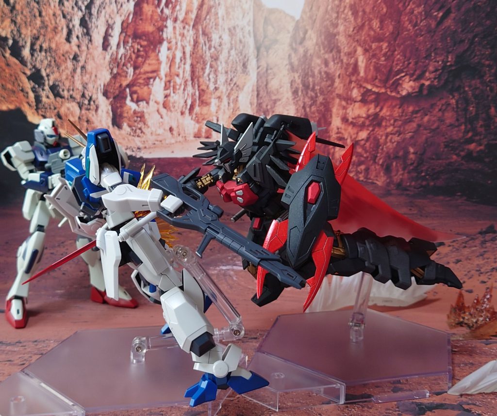 “数に頼った烏合の衆など！”“ブラックナイツ”の剣が、悪漢を降す。