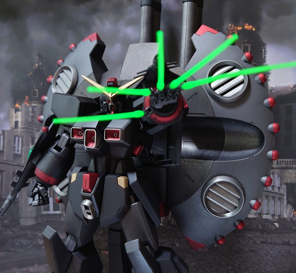 “ううっ…”五指に仕込まれた火器、“MJ-1703 5連装スプリットビームガン”で“フリーダム”を狙う。