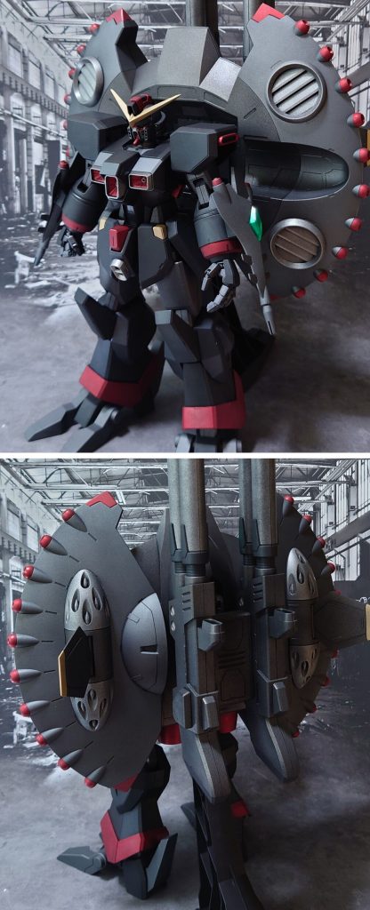 デストロイガンダムの前後ろ。工作は、ゲート痕処理、パーティングライン・段ズレ・ヒケの対処、面出し、手の指の肉抜き穴埋め、市販パーツ貼り付け・埋め込みによるディティールアップを実施。カラーリングについては好みで少し変更(という名の手抜き)しています。