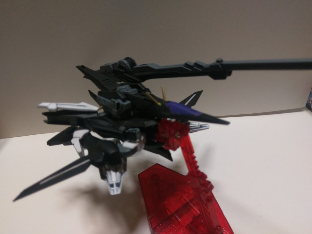 制作工程ではないですが、飛行形態で一番気になる厚みの部分ですが、かなり薄くなるようにしています。今回も個人の懐かしい記憶の記録として、投稿させていただきました。m(_ _)m