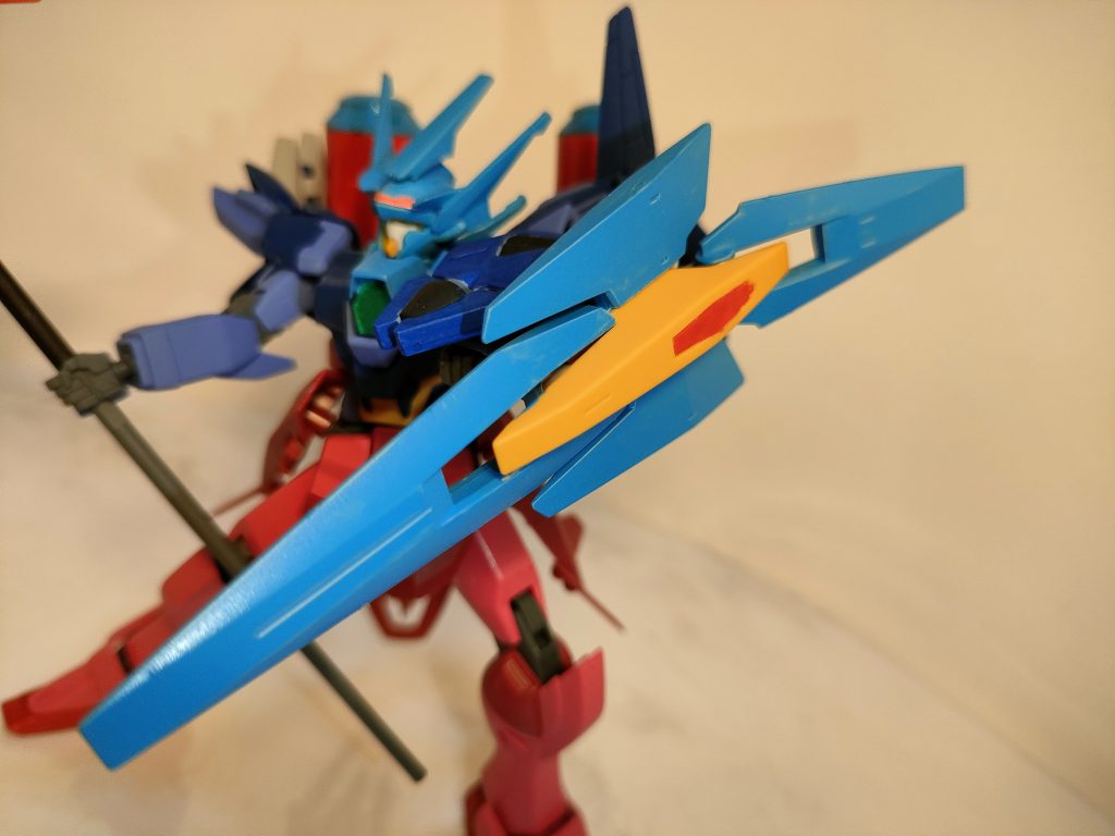 どうやらそれぞれテーマがあるらしく、頭部は「サメ!」上半身は「クジラ!」下半身は「オオカミウオ!」らしい…なんの意味があるのだろうか…?そして何故下半身はオオカミウオというマニアックな魚なのだろうか…?