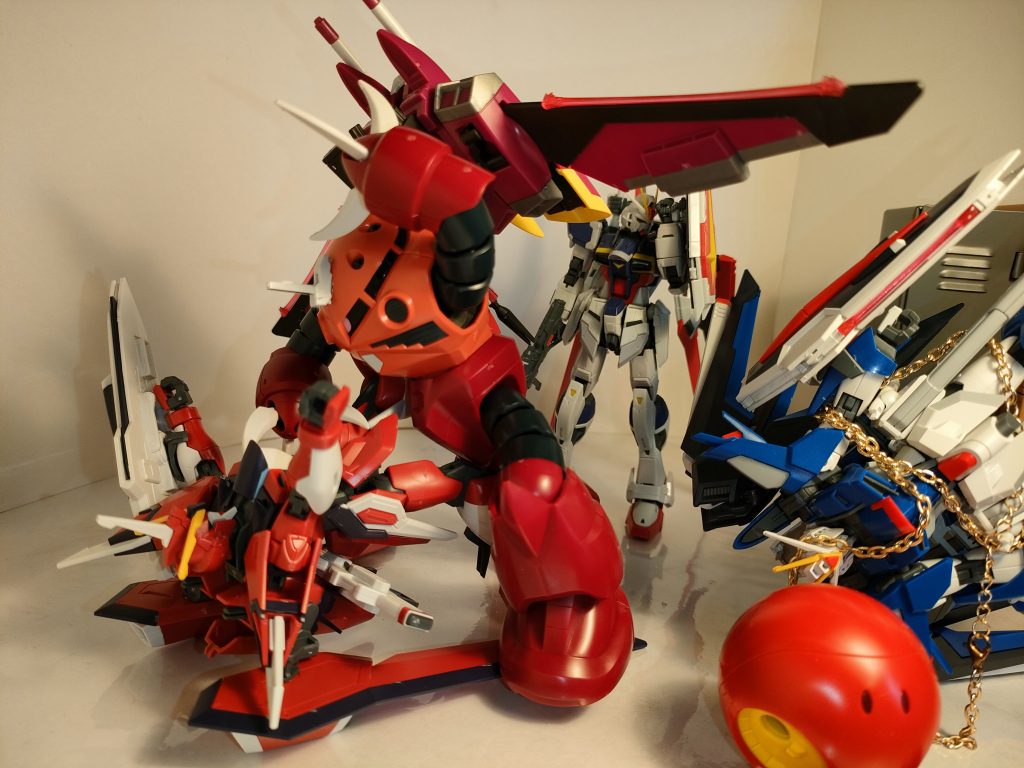 これ小道具とポージングと立ち位置が何気に大変でありまして(汗)このキット達を揃えるだけで結構値段とハードルが高いです(笑)