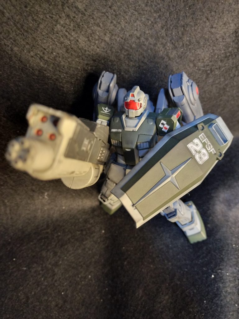 背景ないとこんなかんじです。最近は黒のフェルト生地の上で撮影してます。この生地は変形できるのでポーズつけやすいw最後までご覧いただきありがとうございました。