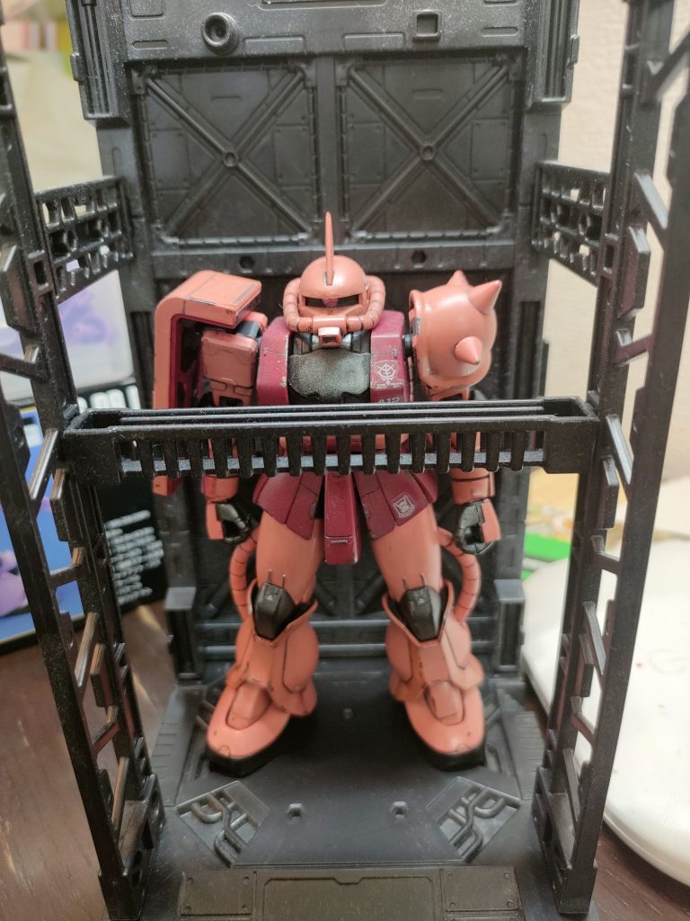 改造はモノアイ周りを狭くした程度です初めて専用カラーを使用しましたやはりしっくりきますね！