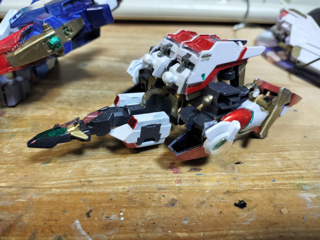 ブレイバーンアーマー？　合体バングいれると枠が足り無い(；・∀・)