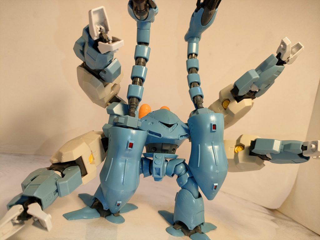 なお、この増設アームズ。 エネルギー源と呼ばれているバッテリー駆動部に見たことのない技術が「…文章はここで途切れている。」