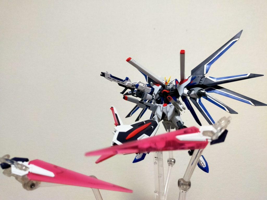 ハイマットフルバースト投擲武器が増えたので足癖に加えて手癖も悪くなってます、まさにFREEDOM(FREEDOM…FREEDOM…) ここまで見て頂いてありがとうございました。良かったら褒め褒めくだちい。