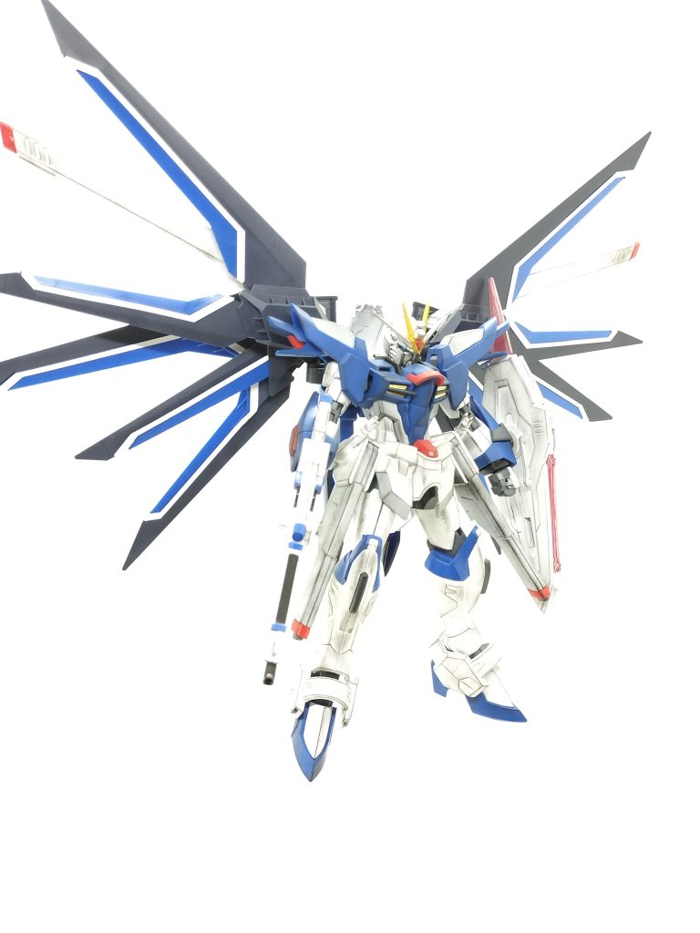 ライジングフリーダムガンダム–3枚目/制作者：かえる