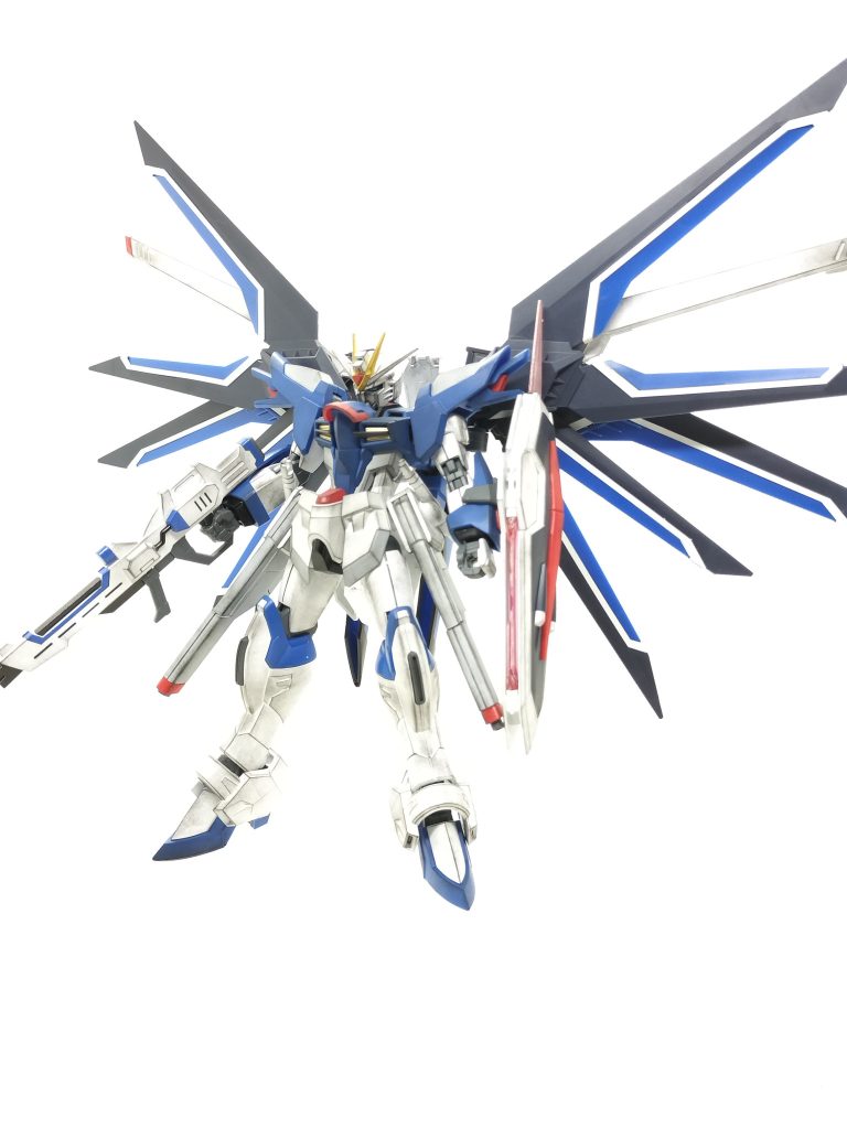 ライジングフリーダムガンダム–4枚目/制作者：かえる