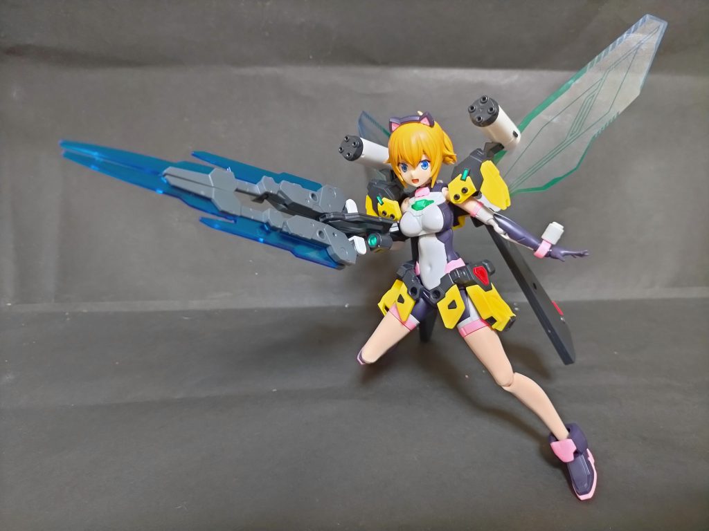 羽根を広げて華麗に空を舞う。以上。お粗末さまでございました。