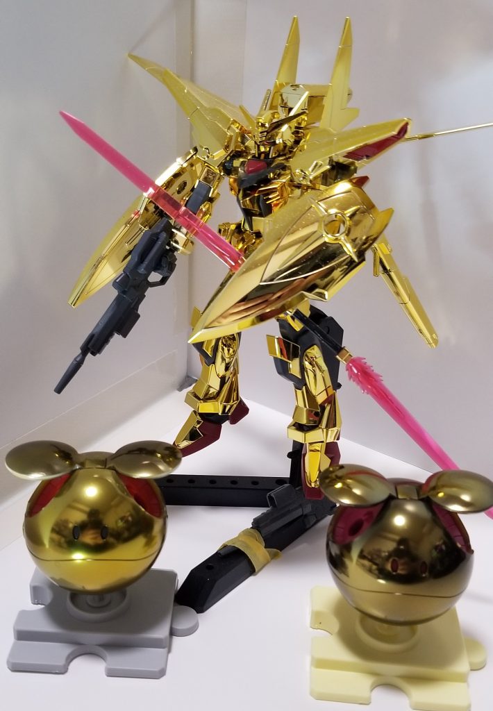 本家アカツキと比較。本家のメッキを少し剥がしてみたのですが、イエローのみ落とすと、100%メッキの鏡面が出てきました。ですので、理想は2-30000くらいまでコンパウンドかけて、サフなしボーンミラーだと思います。 最後までご覧いただき、ありがとうございますm(_ _;)m