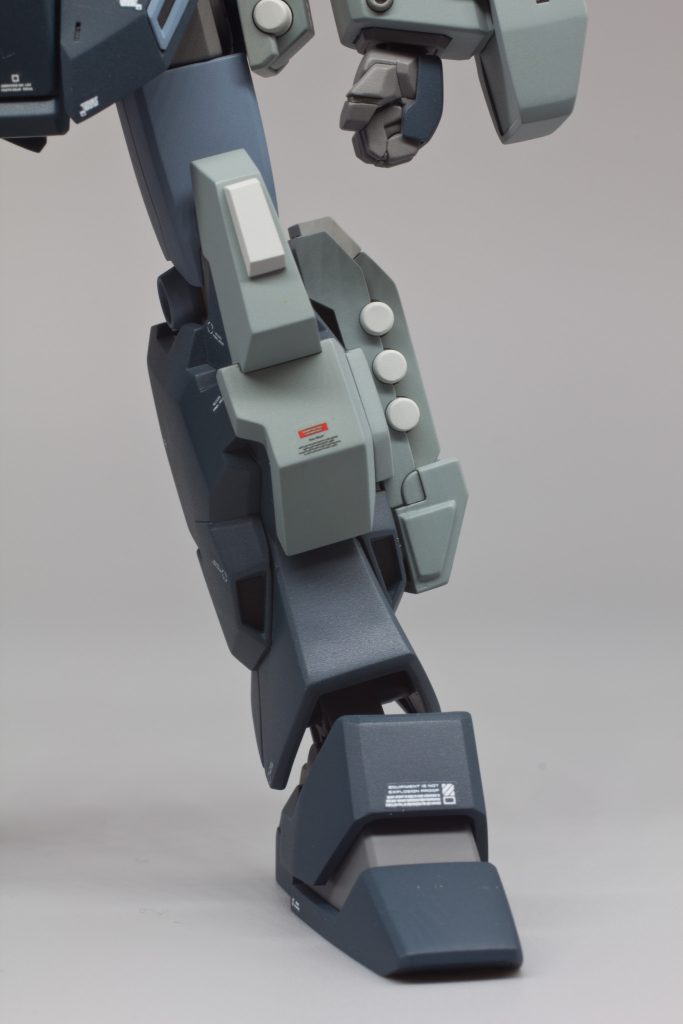 ジェスタ同様膝両側のダクトは修正してます。