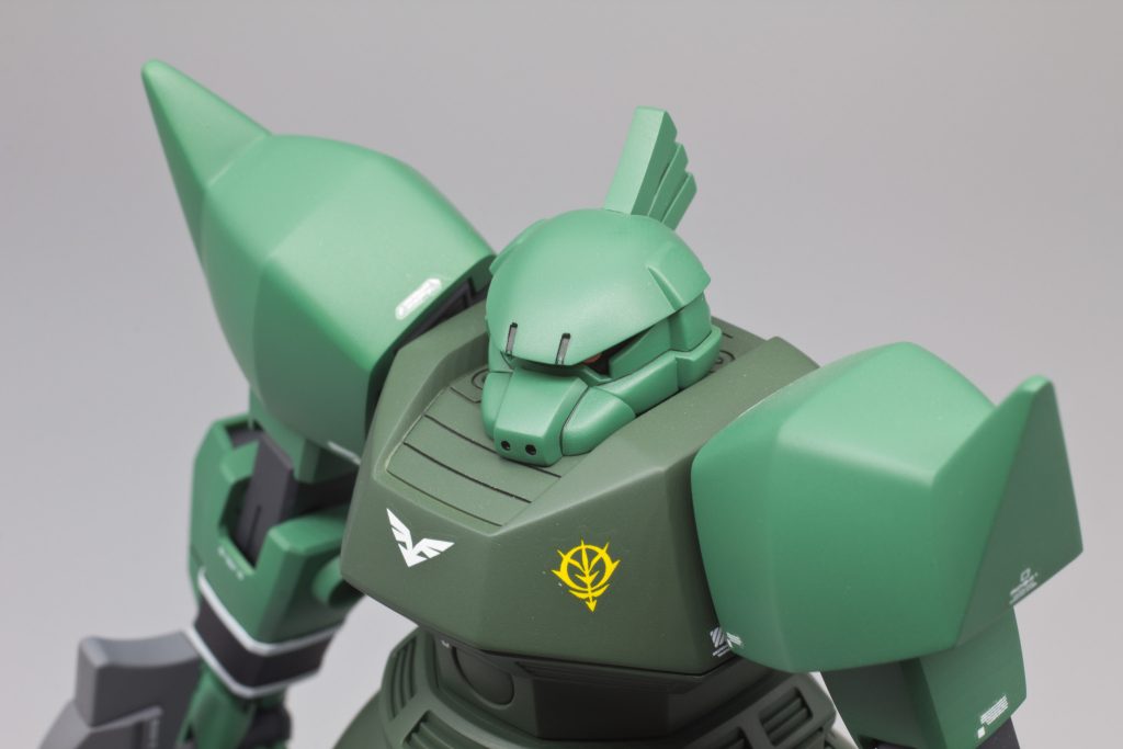 好きな機体なんですけど過去振り返ってみても私的には「ゲルググに当たり無し」です！あ、でもMGのVer.2.0は「どうした？？」ってくらいよかったわ！！（笑）