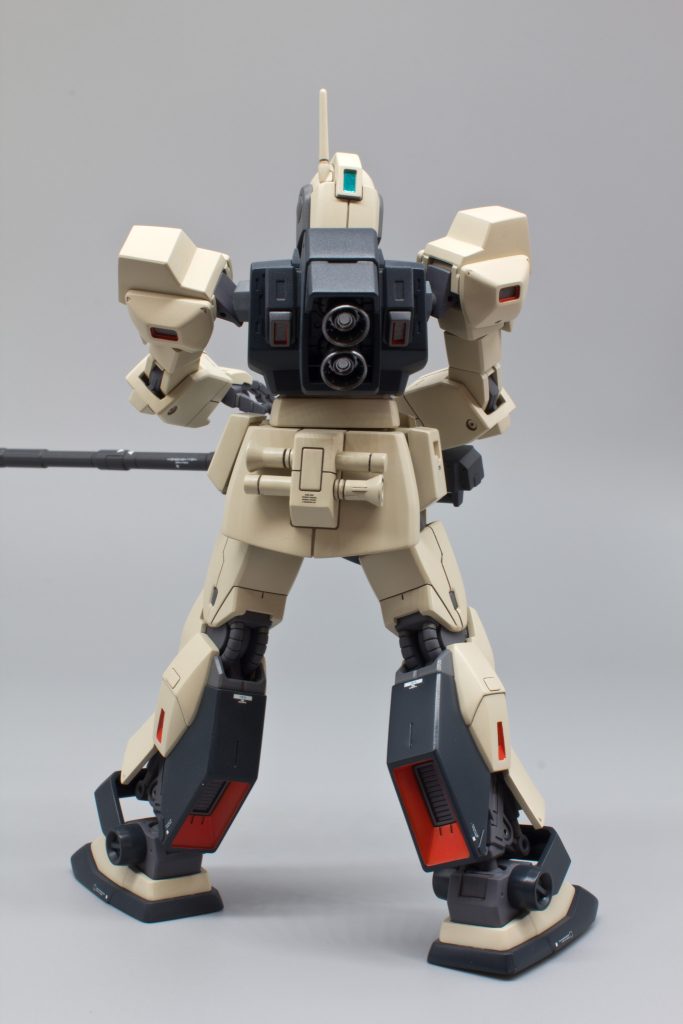 バックショットも特長的！