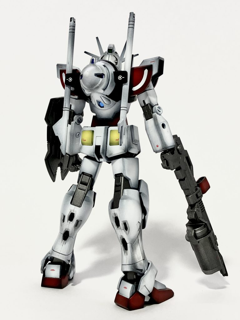 ◆正面・背面◆頭部、胴体、脚部はOガンダム。それ以外はラーガンダムでミキシング。さすが初代臭がするOガンダム。すんなり形になりました(笑