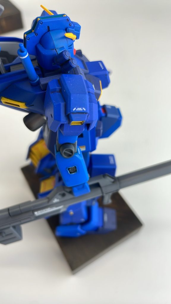 The shield is held with a magnet and I corrected the shoulder verniers.