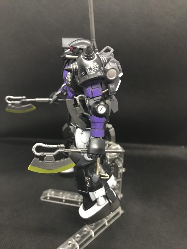 HG 高機動型ザクⅡオルテガ専用機–5枚目/制作者：lunablood