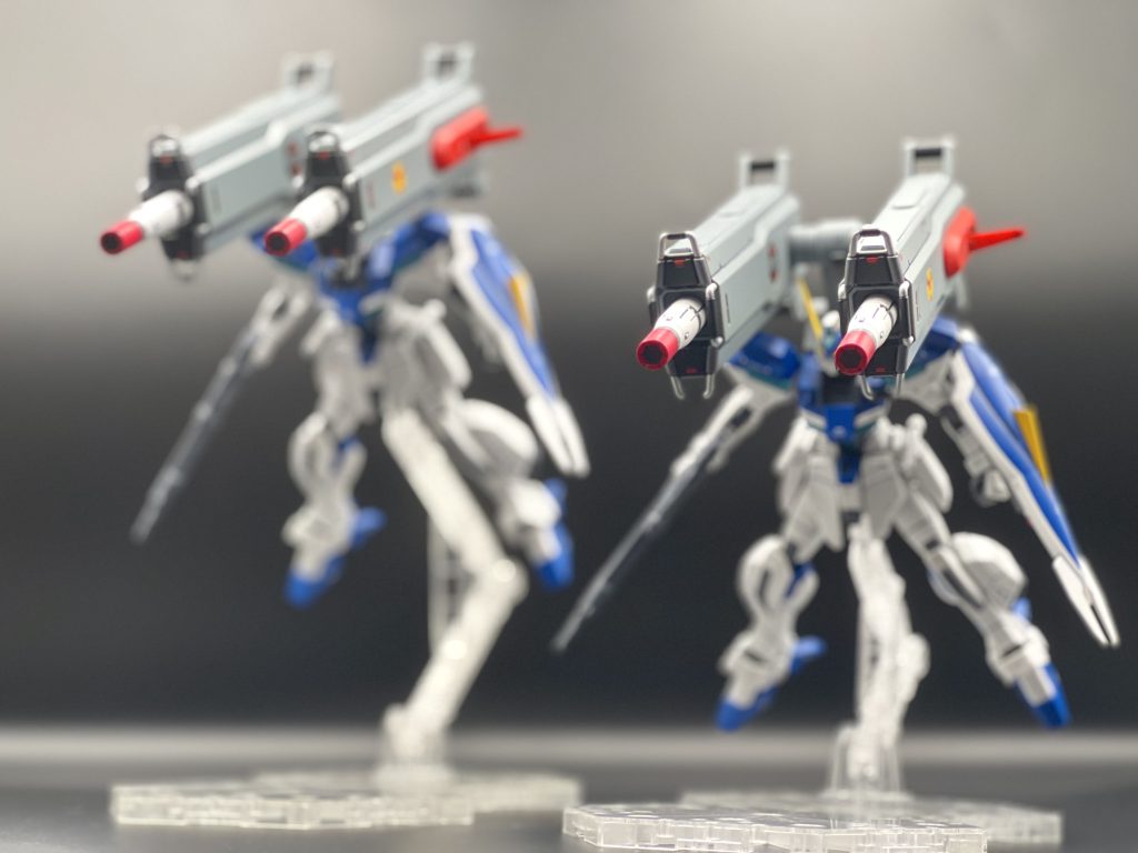 続きましてあの初陣でも印象深いマルチランチャーパック💥💥これは見た目同様のサイズなので重さもそれなりにあります🫨アクションベース5などしっかりしたのでないと重さに負けます。そしてあの核ミサイル発射シーンを拘りたく、ミサイル自体を筋彫り、エアブラシ塗装と1番力入れてたりww🤣流石に合計4本は己との戦いでしたが結果として良い核ミサイルが完成したので達成感は比べ物にならないものでした。+゚ヾ(o゚∀゚︎o)ノ。+゚ここまで見ていただきありがとうございます‼️それでは最後に……蒼き清浄なる世界の為にーーー‼️