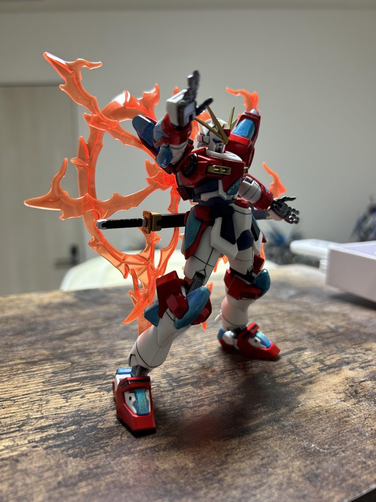 帯みたいなヤツは真っ黒つや消しに。