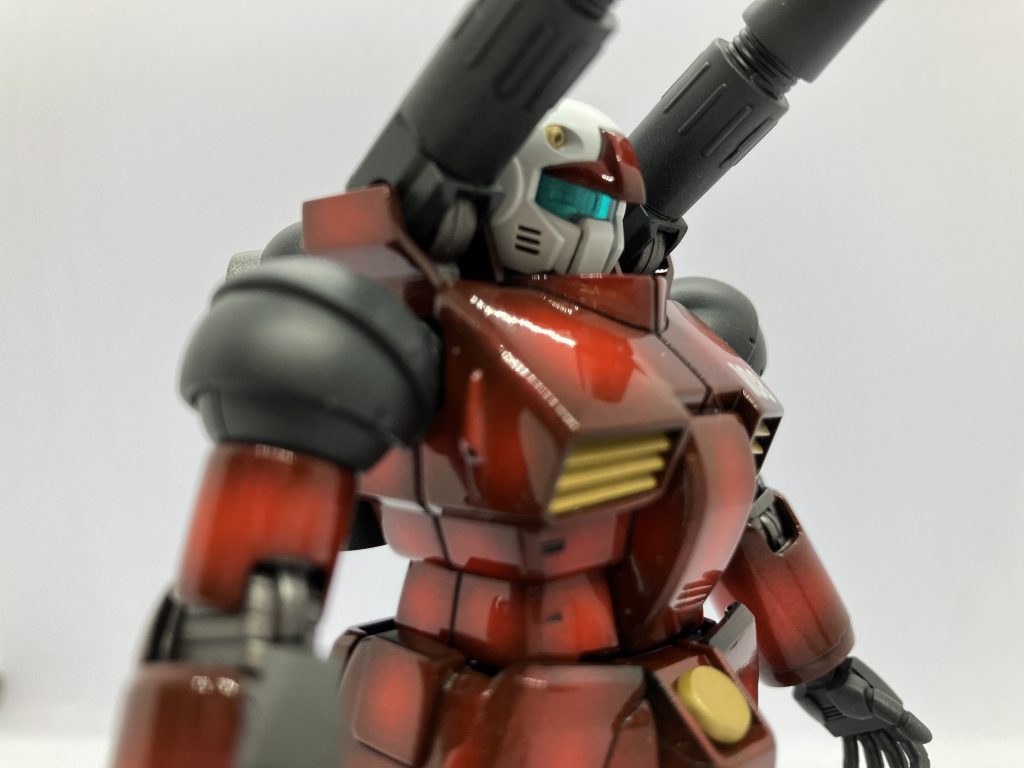 コンパウンドで磨けばもっと輝きがでるとは思いますけど今回は練習なので!本番(サザビー)は大変でした(汗)