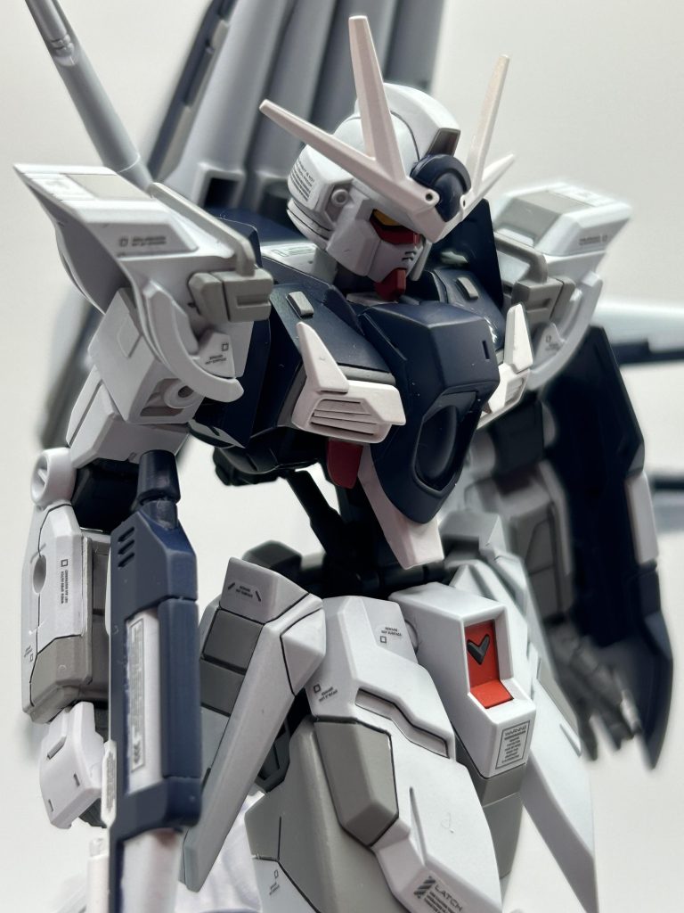 ν ラーガンダム–5枚目/制作者：おやプラ