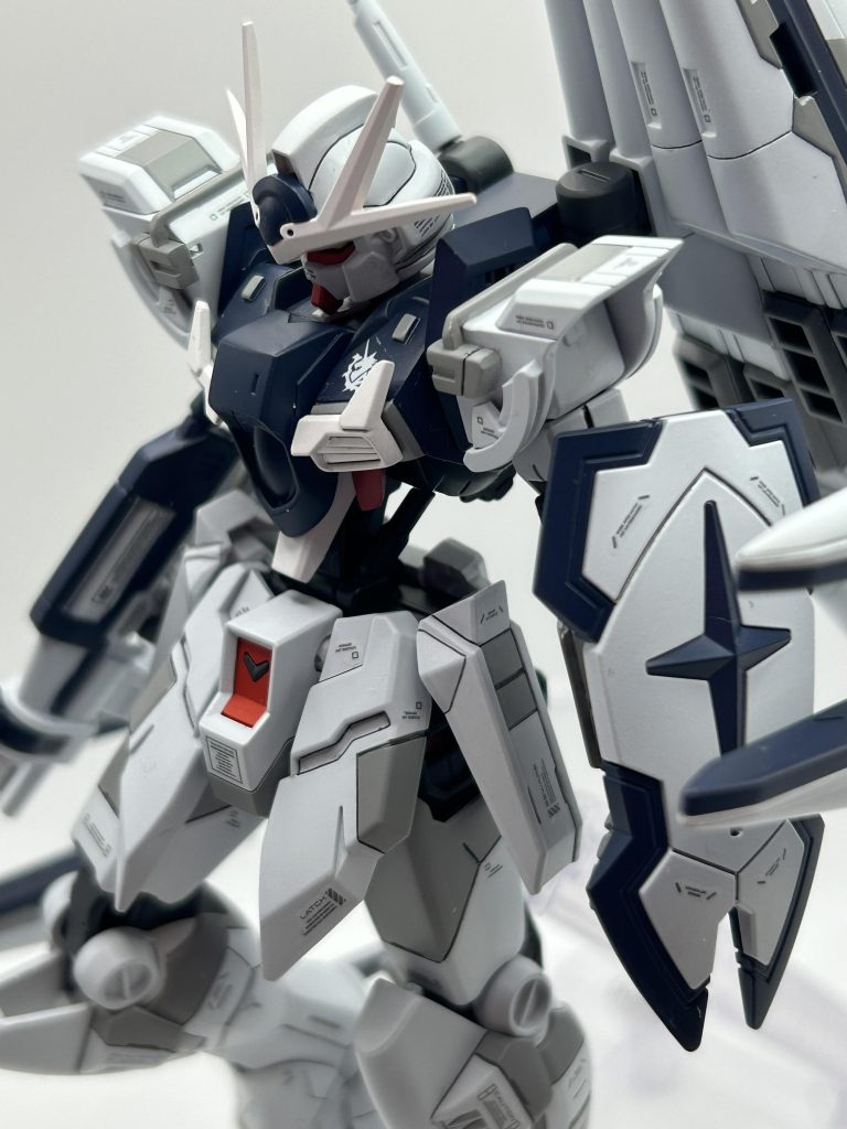 ν ラーガンダム–6枚目/制作者：おやプラ