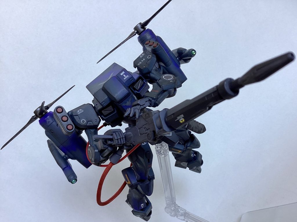 ライフルを構えつつ飛んでいきましょう！以下ポージング