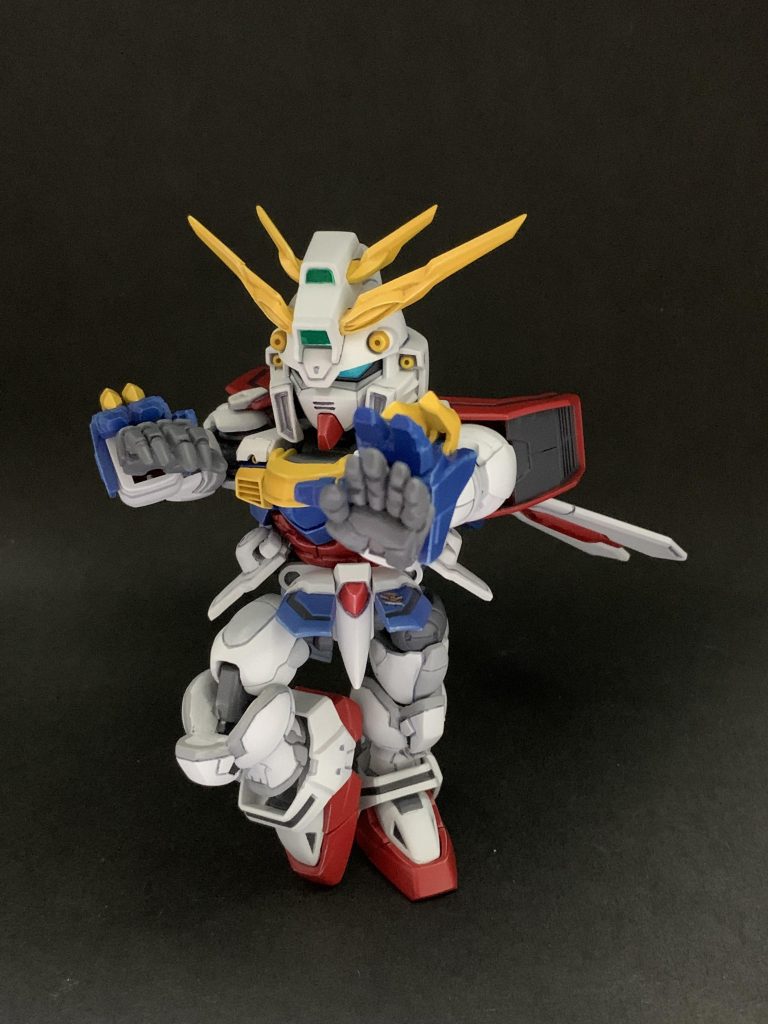 手は針金内蔵の自作パーツです。手首可動と少しだけ指が曲がります