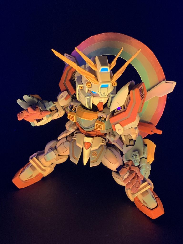 撮影中に、なんか肩があんまり動かんな〜と思いながら撮影を終えて気付きましたが、左右逆に組んでました(笑)一応、組み直しましたが撮り直しは面倒くさいのでやってません。全体的なシルエットはいい感じなので、ひざ関節と肩の可動域を今の技術でやり直して〜。ちょっと悔いが残る1作です。面倒くさいのでやらないんですけどね(笑)