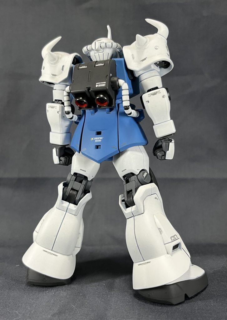 一部関節やバックパックは無塗装になります。