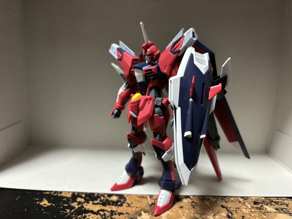 製作工程の写真がほぼ残っておらず塗装前はこれしか…肩部分はプラ板からのスクラッチです